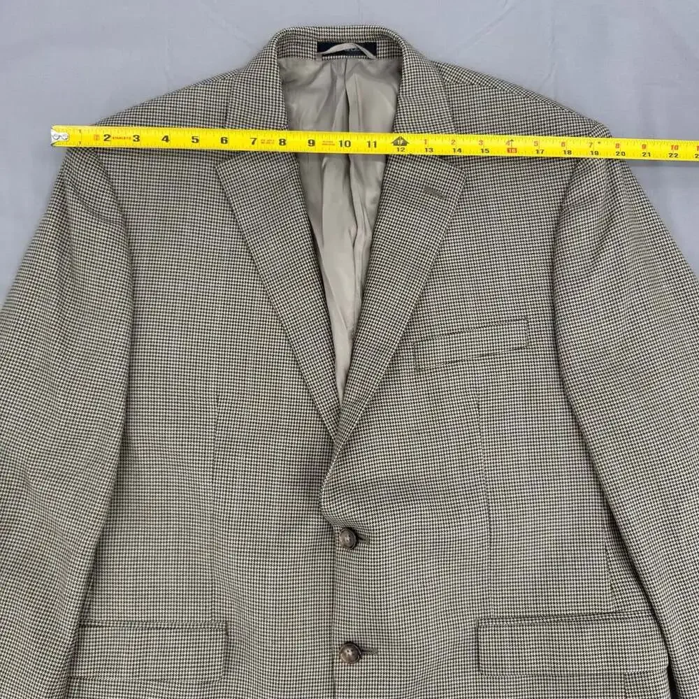 Lauren Ralph Lauren Blazer Size 44S Beige Houndstooth Windowpane